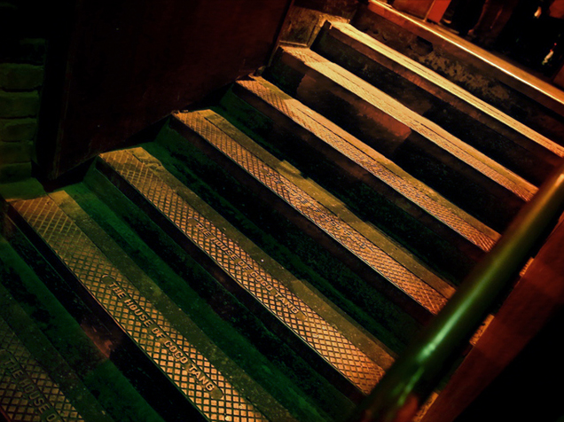 cocotang club stairs